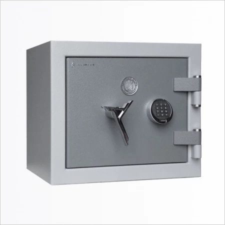 C Muller Safe Dresden 41000 E    